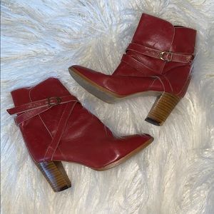 Vintage 1970 buckle wrap boot